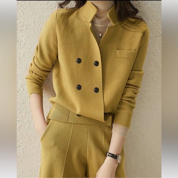 Micro-Elasticity Stand Collar Urban top - Picture 3 of 5